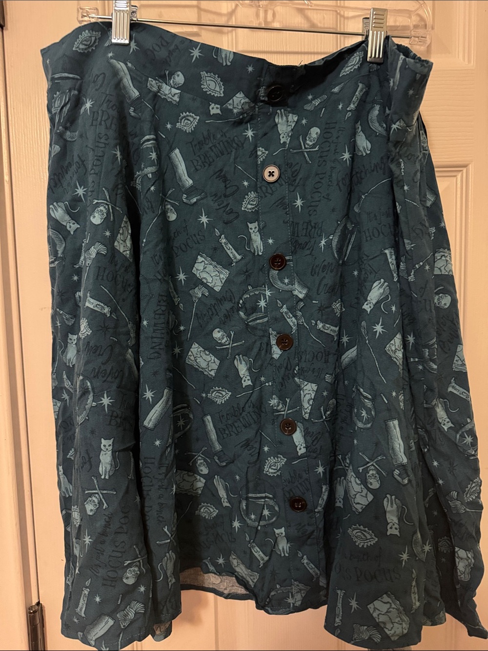 NWT Hocus Pocus by Torrid skirt, Torrid sz.3
